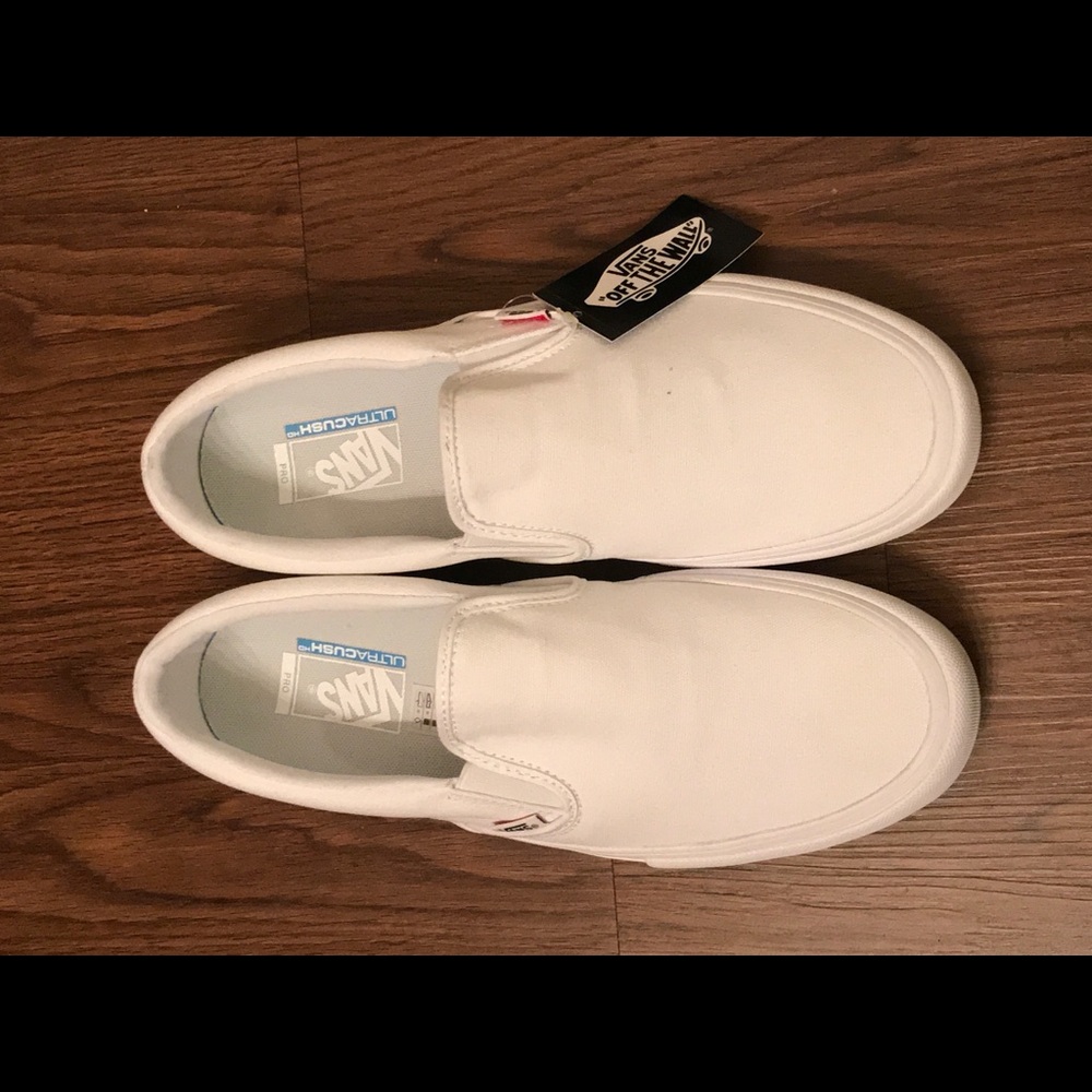 Brand new white vans slip on pro men’s size 12